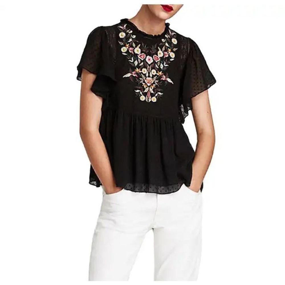 Zara Floral Boho Romantic Feminine Black Embroidered‎ Top Size S